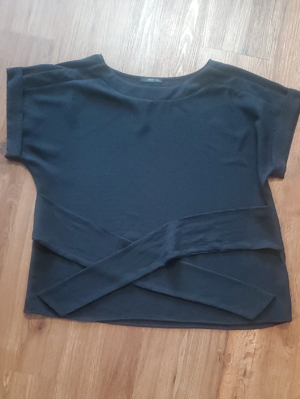 West Kei Black Short Sleeve Tie-Front Blouse